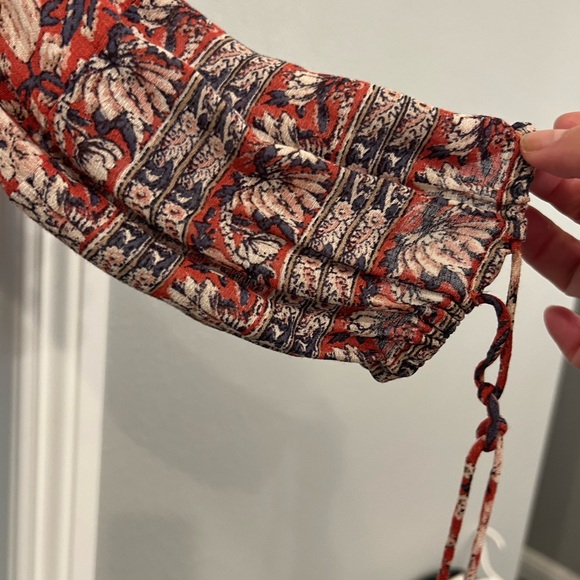 New condition Maybe worn once. Very pretty and bouncy boho look. - Picture 5 of 6